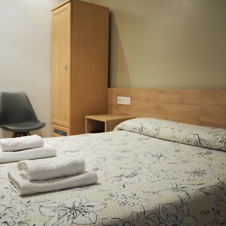 Pension Acella Pamplona Exteriör bild