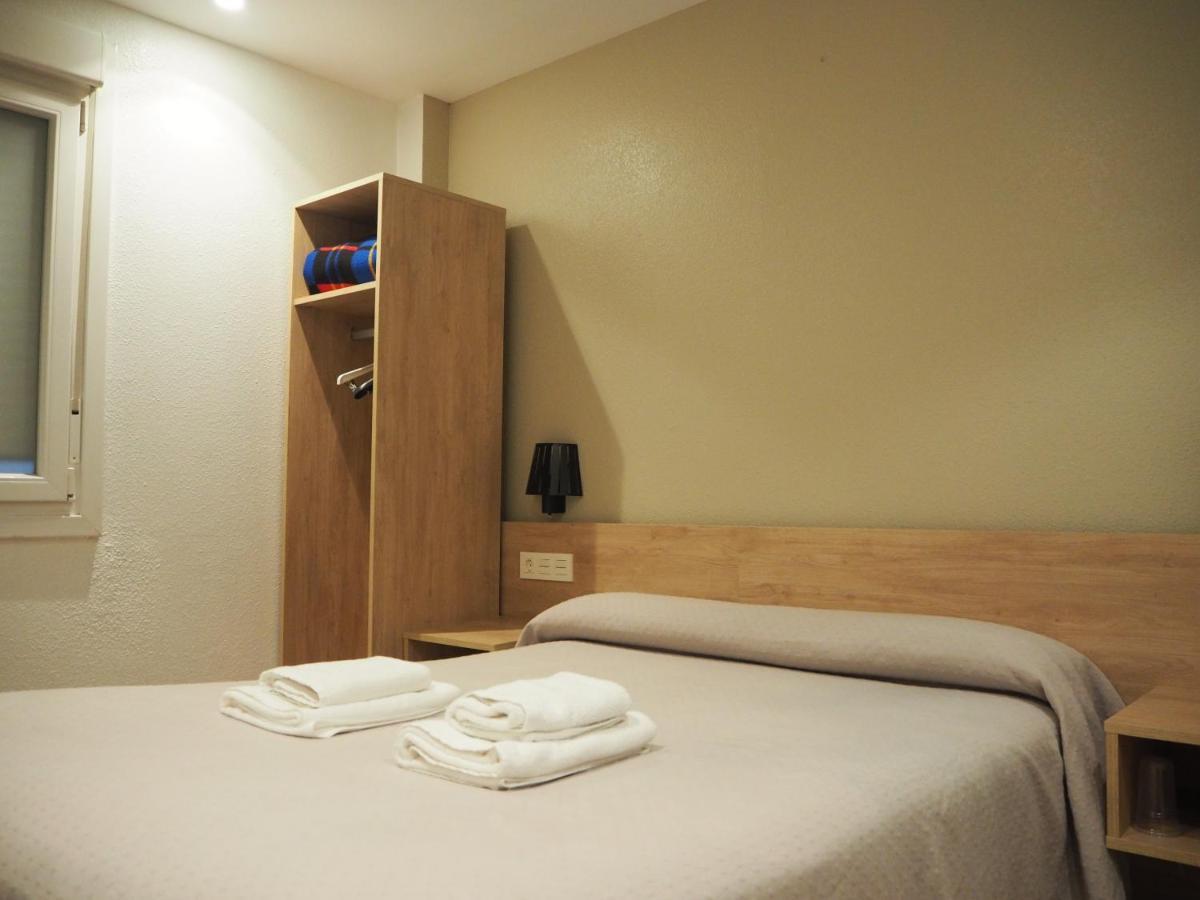 Pension Acella Pamplona Exteriör bild