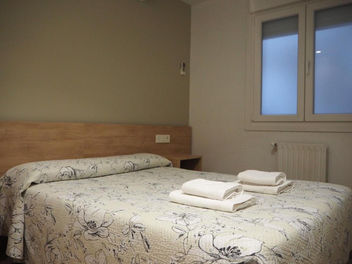 Pension Acella Pamplona Exteriör bild