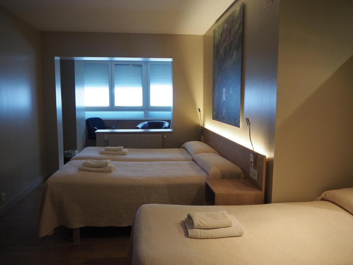 Pension Acella Pamplona Exteriör bild